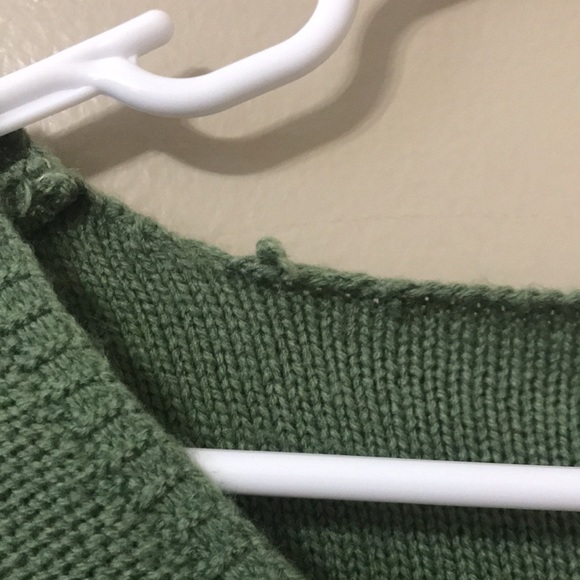 Zaful Green V-Neck Sweater - Picture 4 of 5